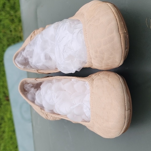 Vince Camuto Ellen Tan 8.5 Leather Ballerina flats - Picture 2 of 11